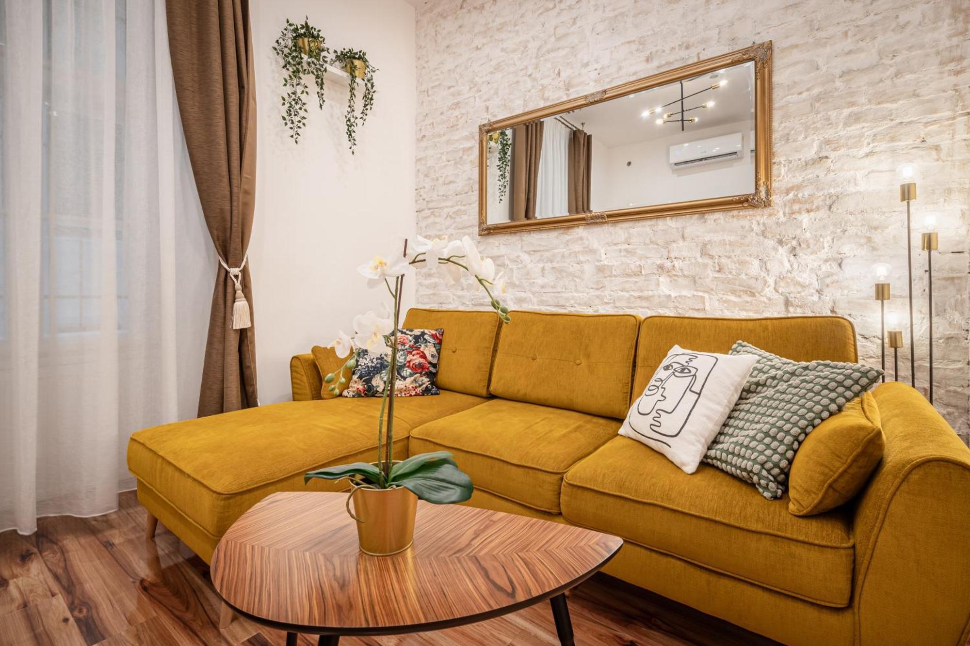 Architecture Fan'S Apartment Near Opera House Budapesta Exterior foto